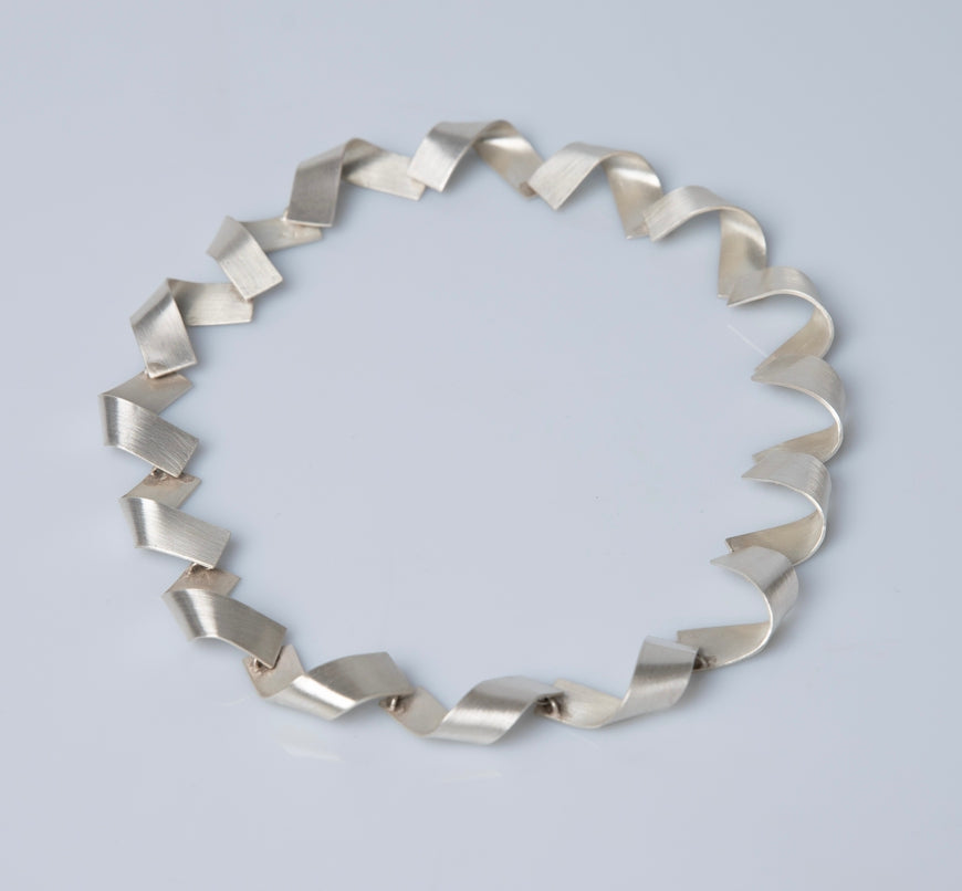 Jewellery- Link Neckpiece