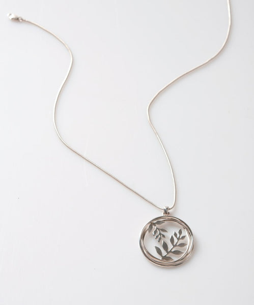 Nest Pendent